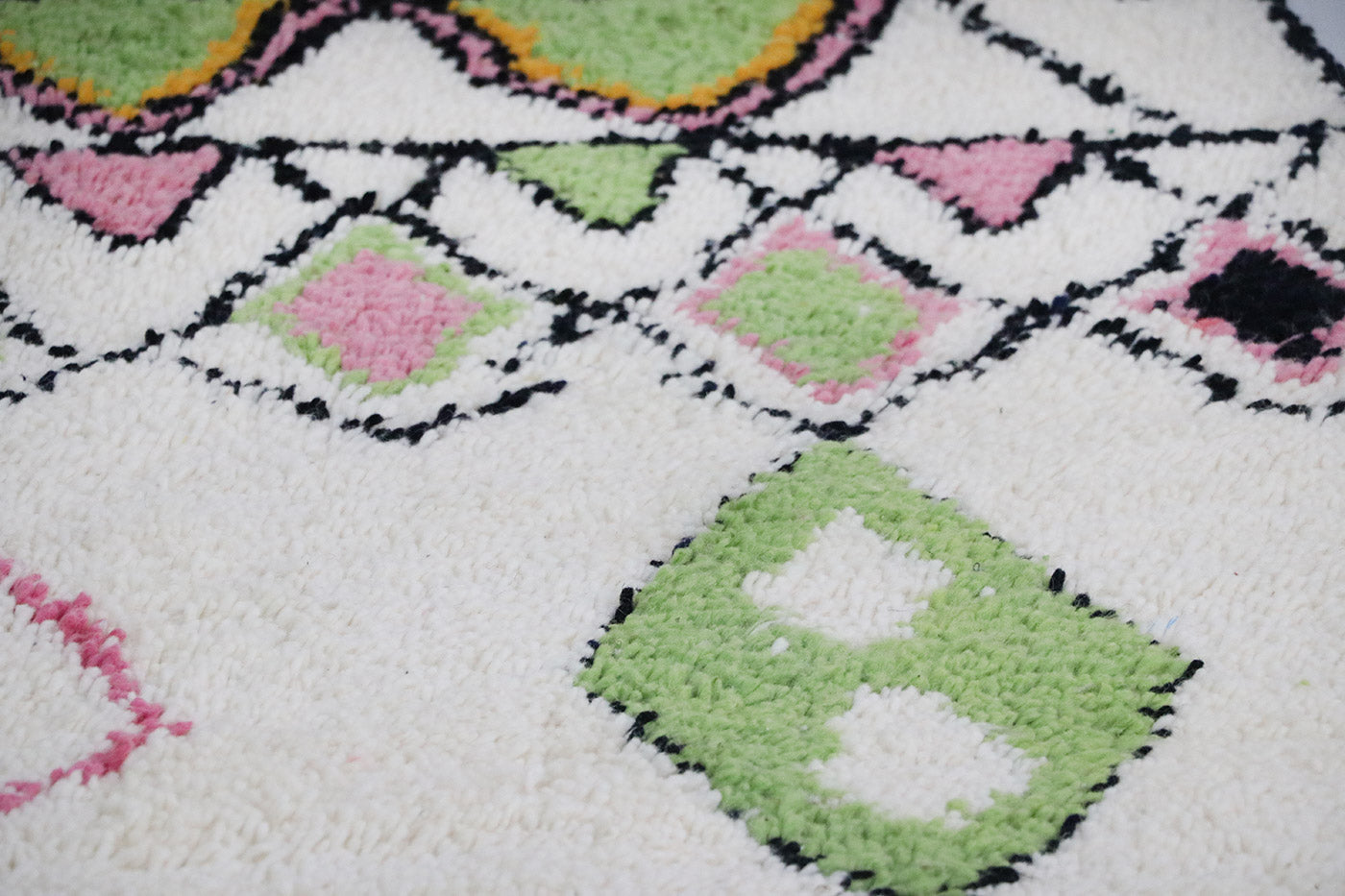 Marokkanischer Teppich Azilal Atlas Blossoms