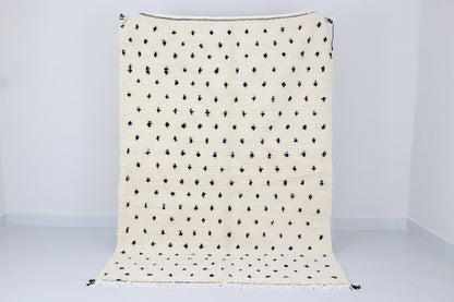 Marokkanischer Teppich Azilal Black Dots