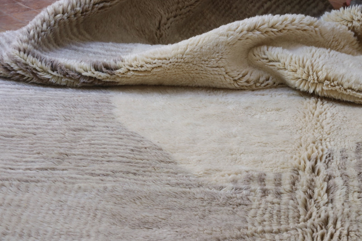 Beni Mrirt Teppich Beige Cream 238x307 cm