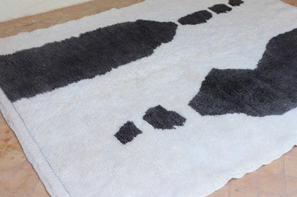 Beni Mrirt black & white 159x200 cm
