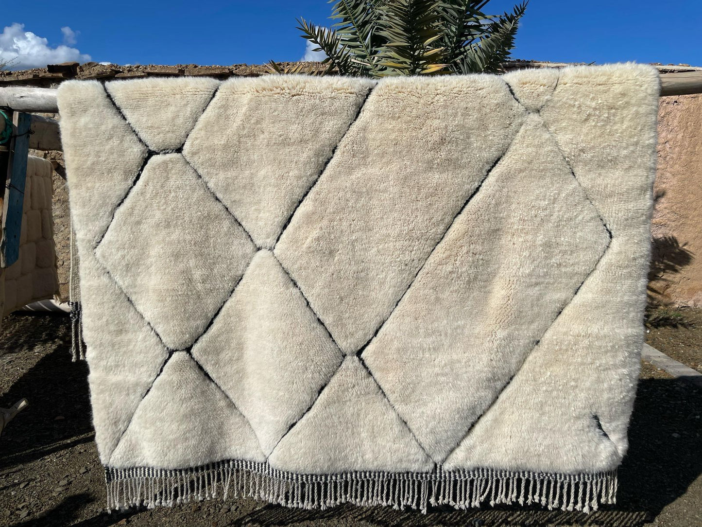 Beni Mrirt "Diamonds" from 60x90 cm