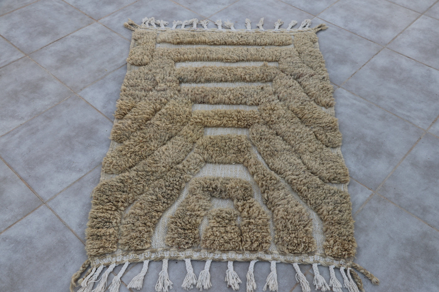 Boujaad Berber Teppich 92x131 cm graugrün