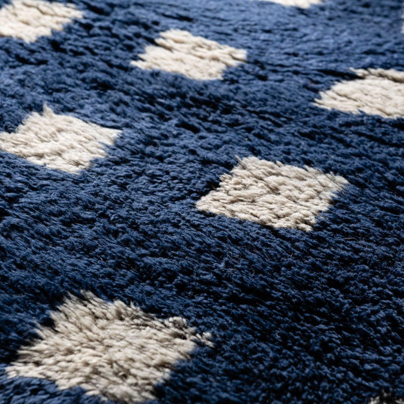 Beni Mrirt Teppich Indigo Grid ab 70x140 cm