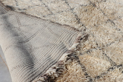 Vintage Beni Ourain Berberteppich 204x306 cm Rauten