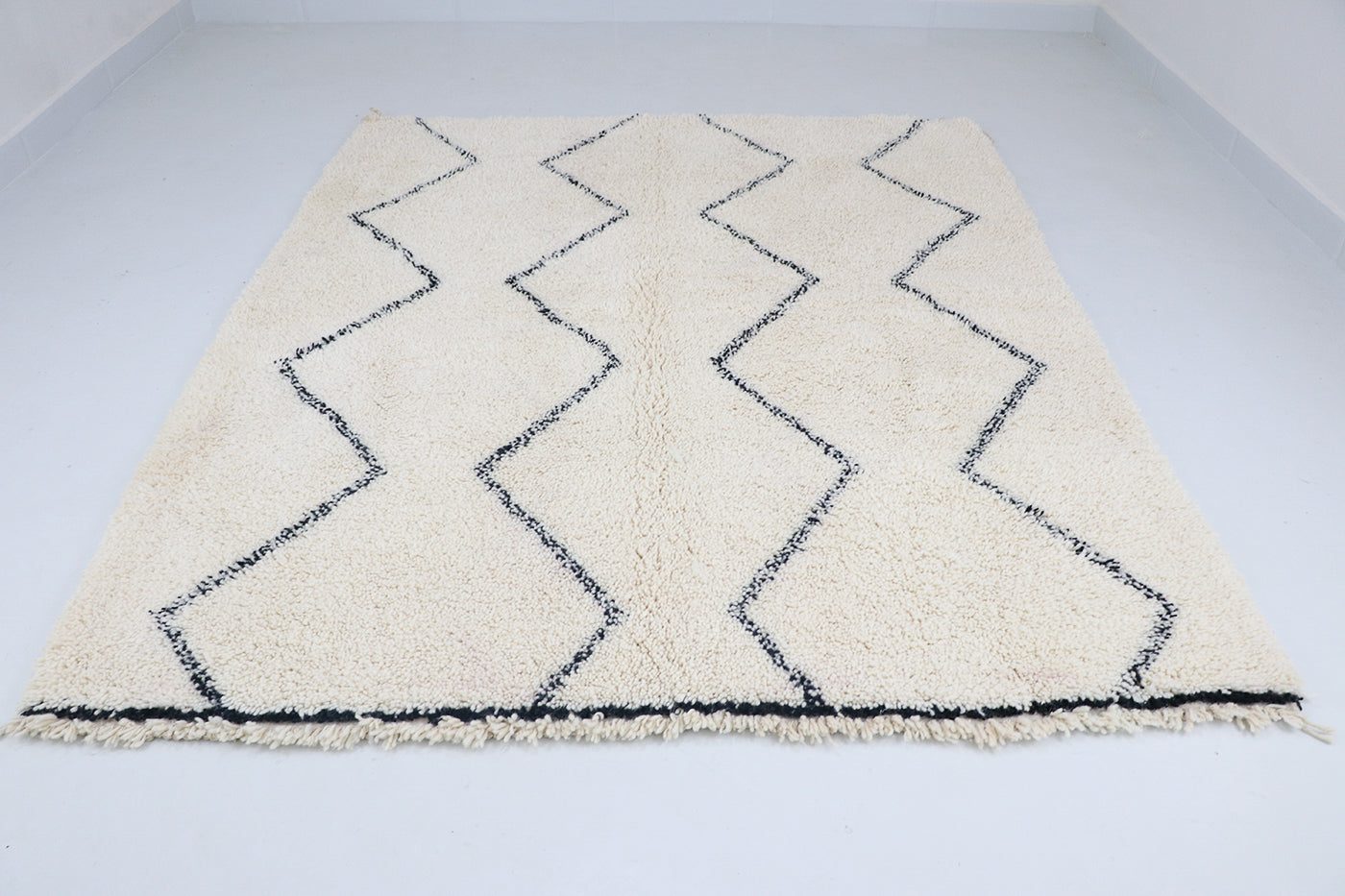 Beni Ourain Diamantmuster schwarz Wollteppich ab 60x90 cm