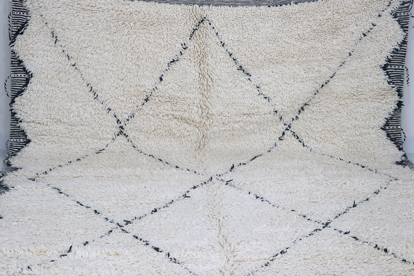 Berber carpet Beni Ourain Ithri from 60x90 cm