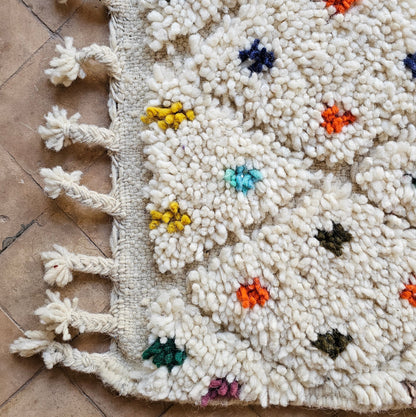 Kleiner Wollteppich Punkte Boujaad 62x98 cm