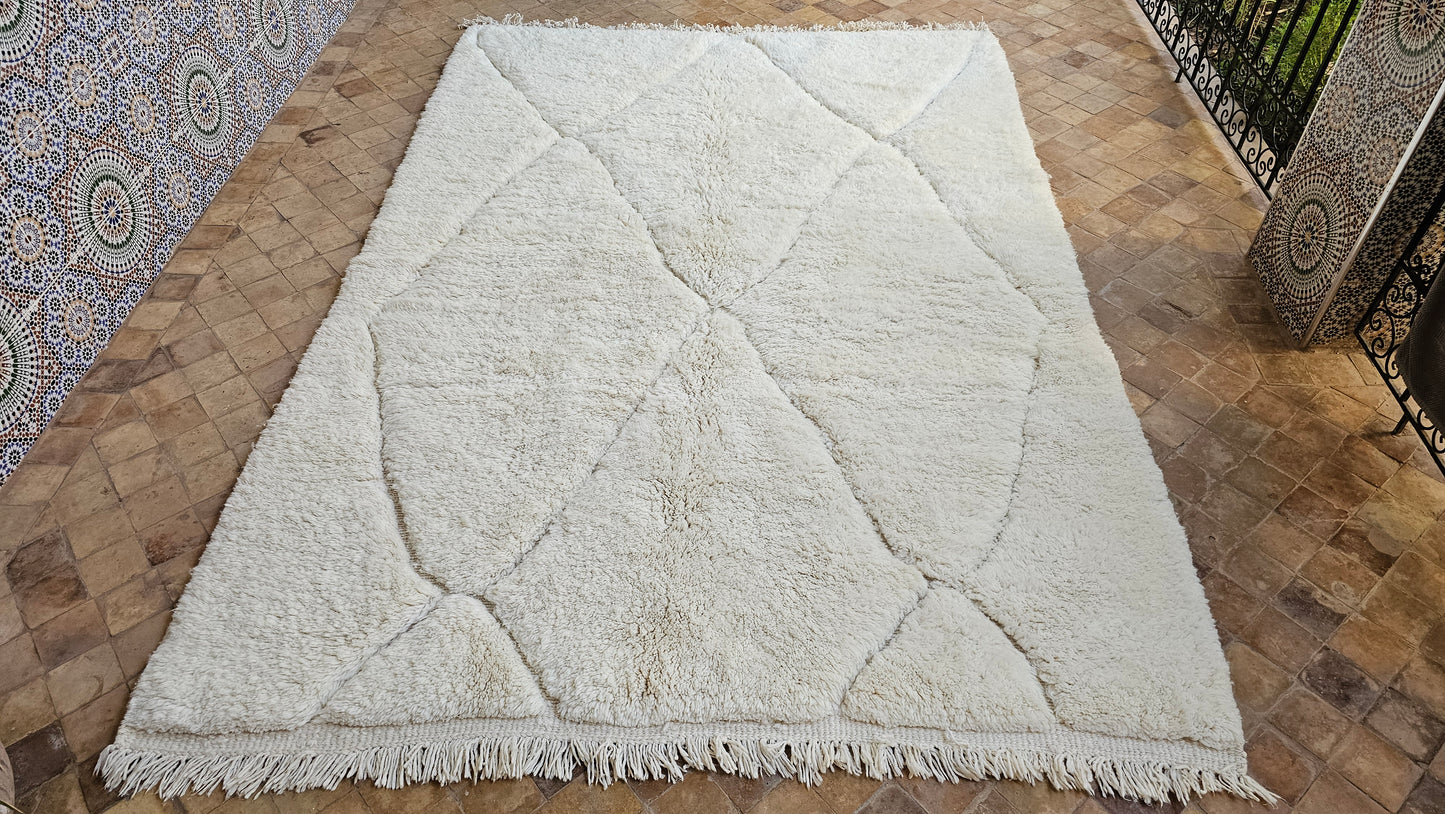 Beni Mrirt Teppich  175x252 cm uni Diamonds