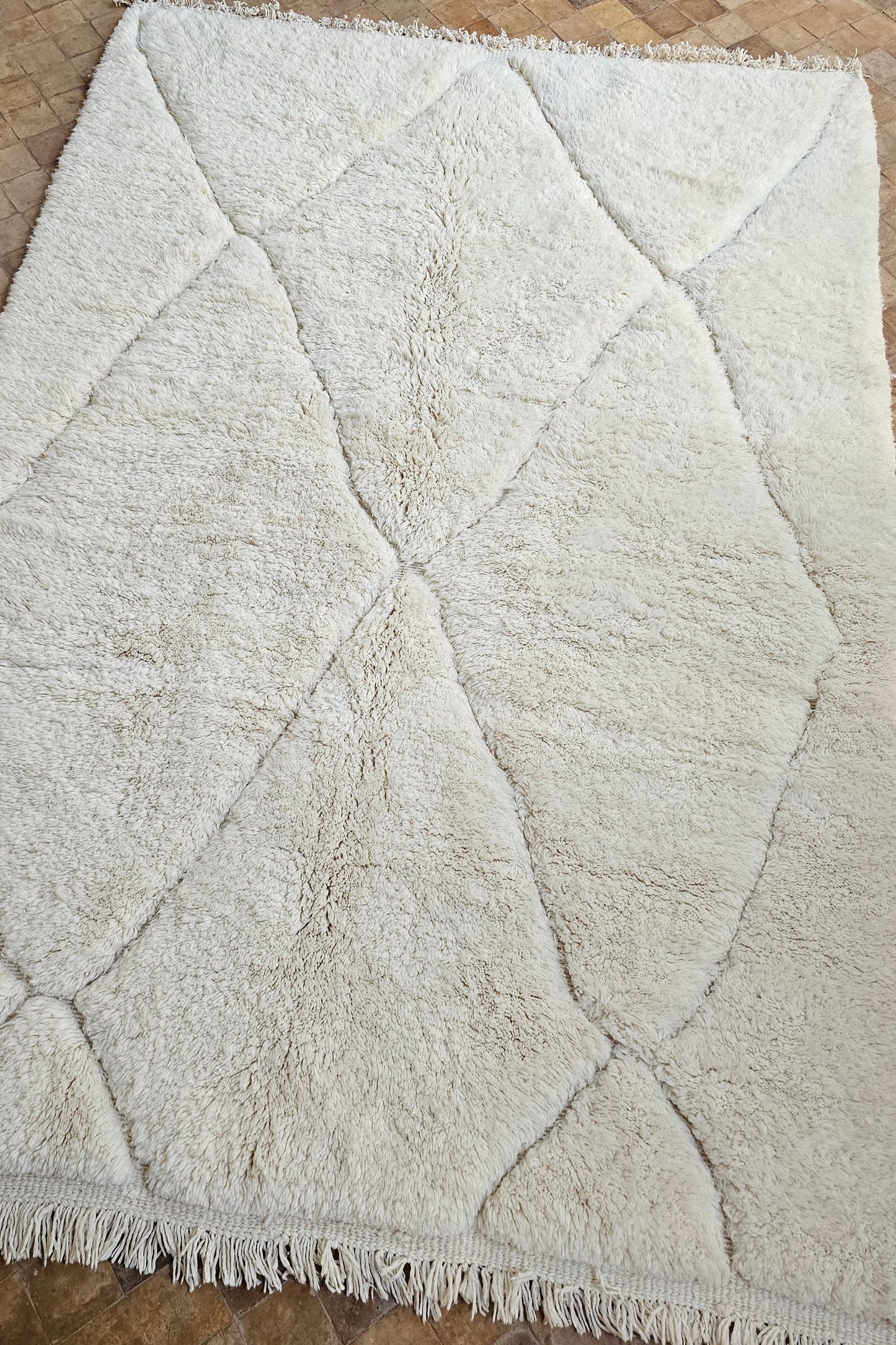 Beni Mrirt Teppich  175x252 cm uni Diamonds