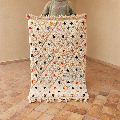 Kleiner Wollteppich Punkte Boujaad 62x98 cm