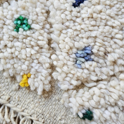 Kleiner Wollteppich Punkte Boujaad 64x100 cm