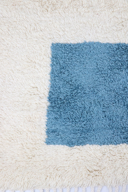Azilal carpet white turquoise 165x240 cm