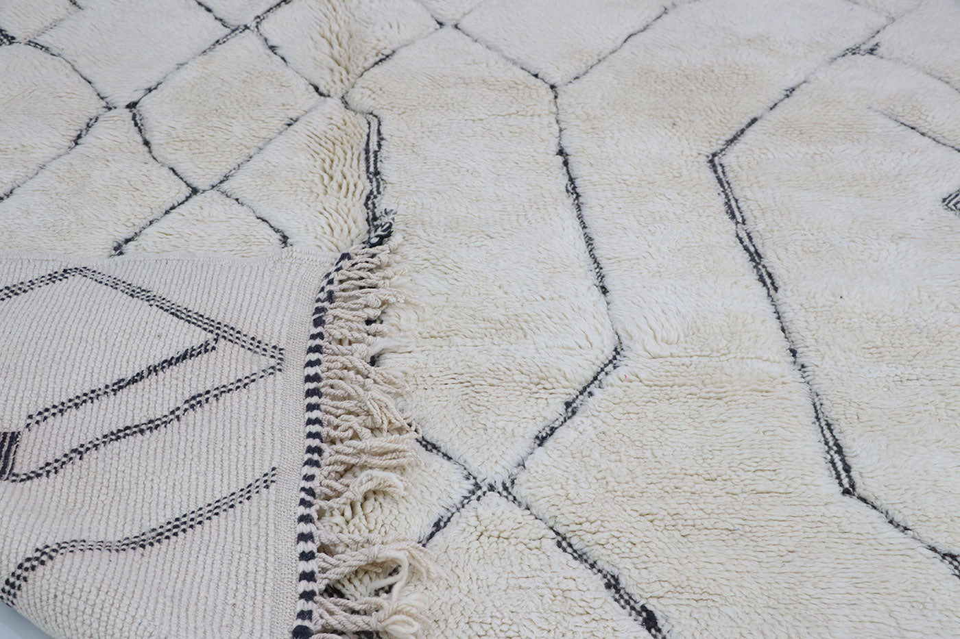 Beni Mrirt Berber carpet 185x225 cm