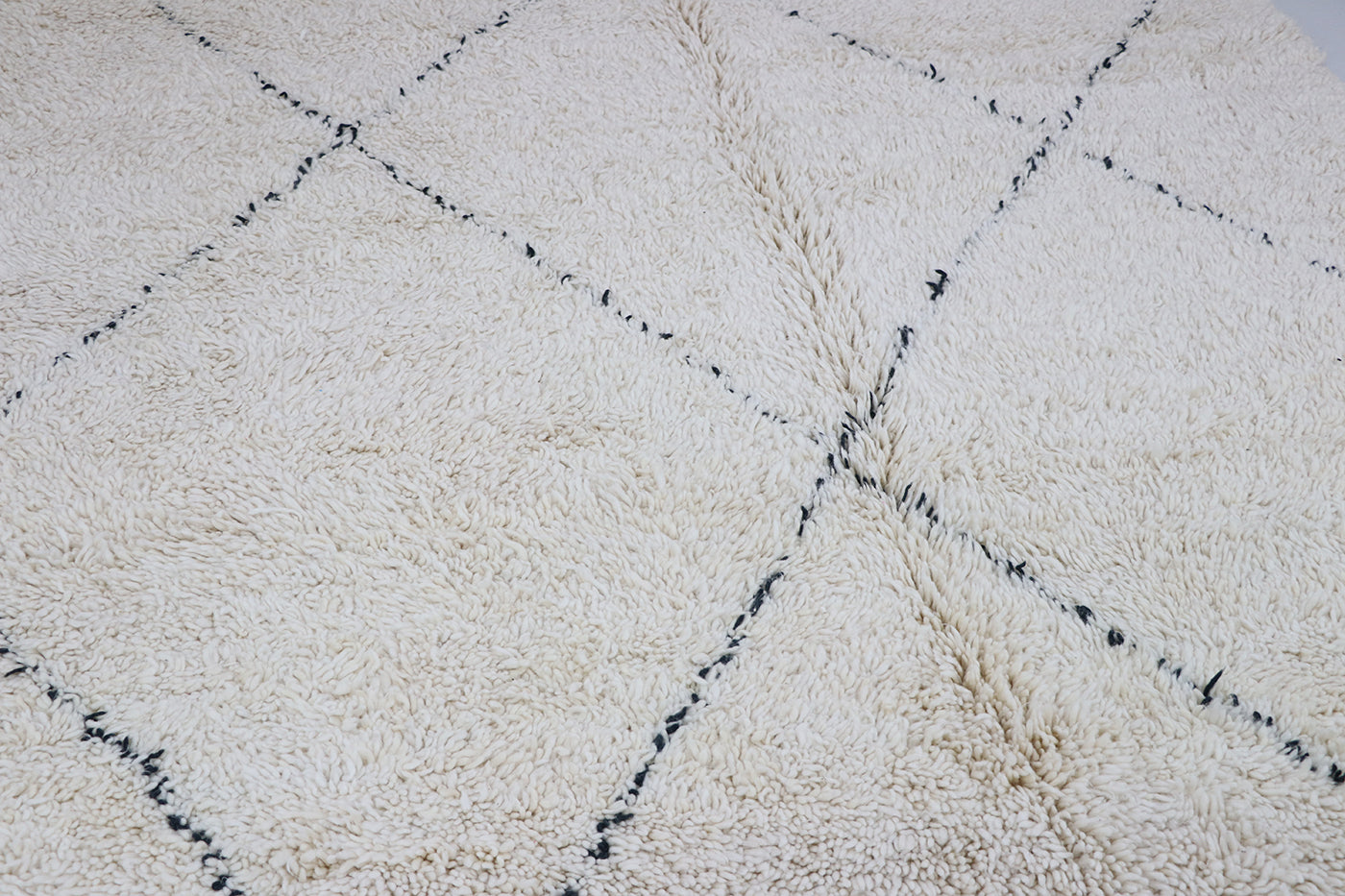 Beni Ourain diamond pattern black from 60x90 cm