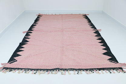 Zanafi kilim pink-black 79x118 in