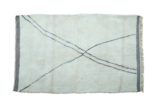 Beni Ourain "Lines" with woven edge 200x327 cm 